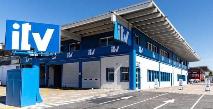 Todo sobre la ITV: ¿Qué pasa si no la paso o es negativa?